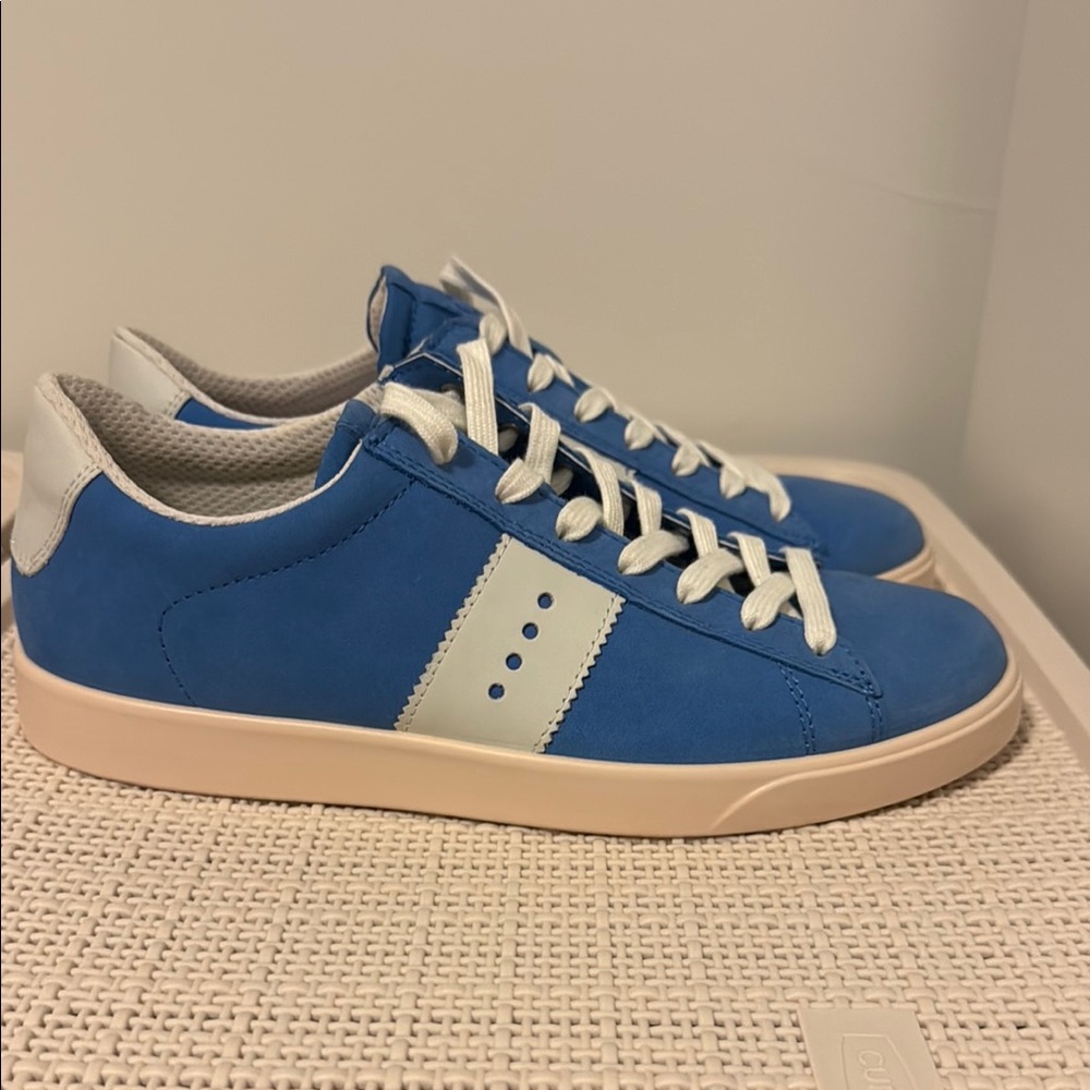 Ecco Sky Blue and White Casual Sneakers